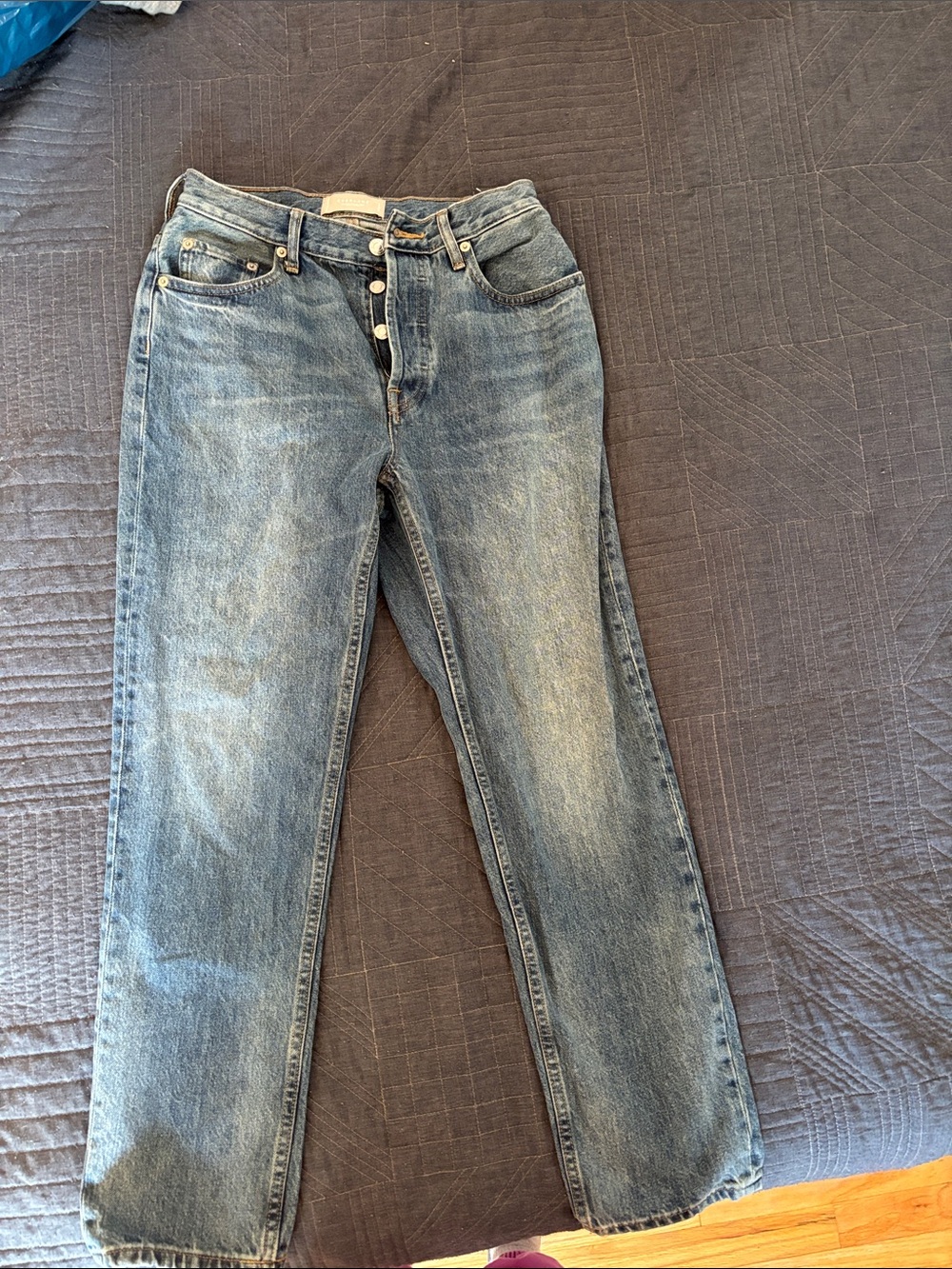 Everlane Women's Straight Leg Jeans in Light Blue